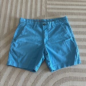 🚨3/$8🚨 Mens size 32 st John’s bay temp flex shorts 7 inseam blue